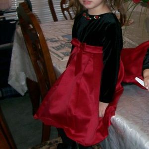 GEGRGE - Girl's Dress (Size 3T)